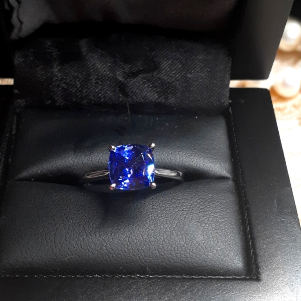 2.75ctw AAAA CUSHION CUT TANZANITE  RING IN 950 PLATINUM Appraised at $8650